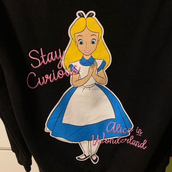 Dreaming of Alice in Wonderland Black Hoodie - Picture 4 of 4